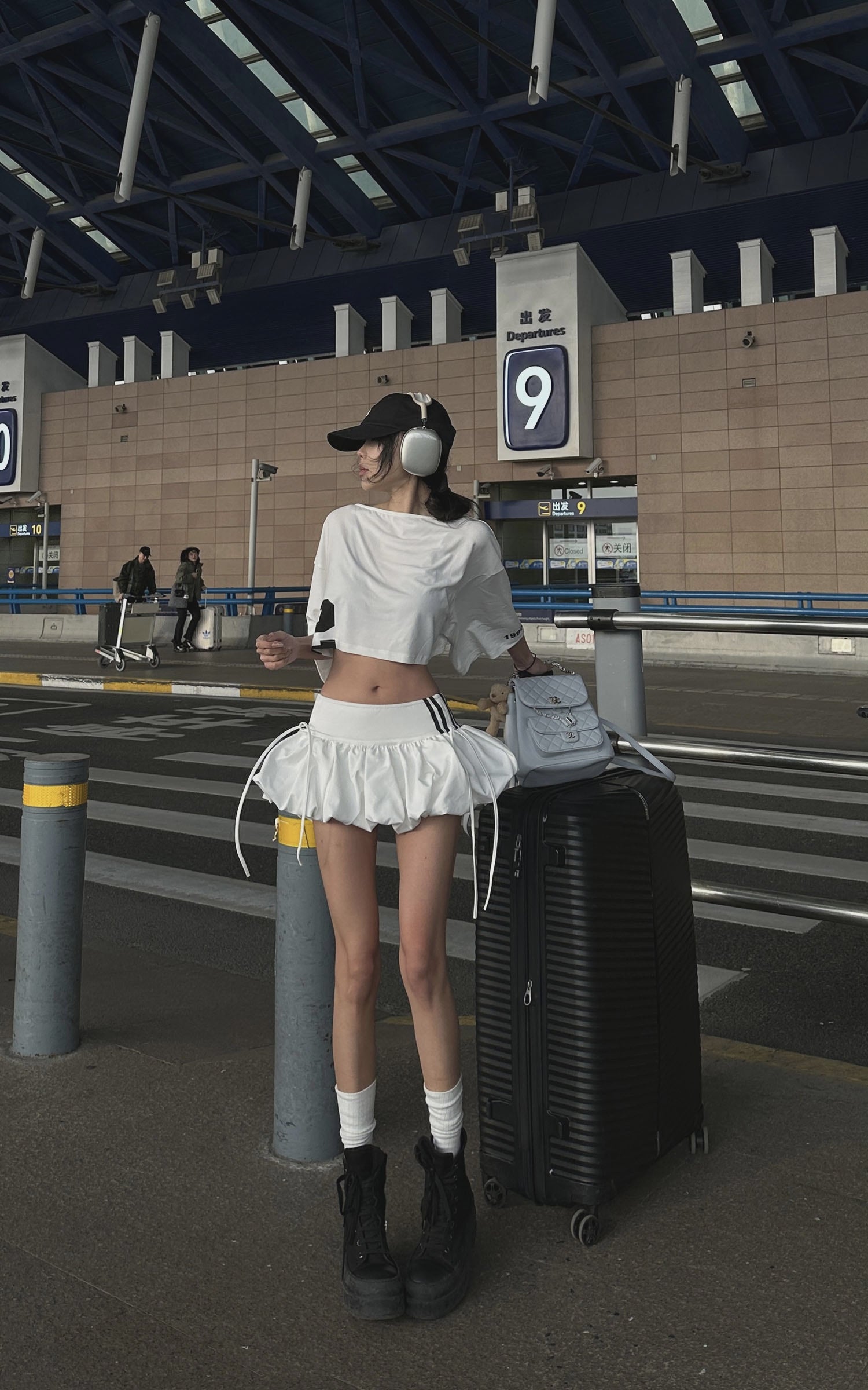 <tc>WARDEN EDGE</tc> Falda Mini Fruncida con Volumen