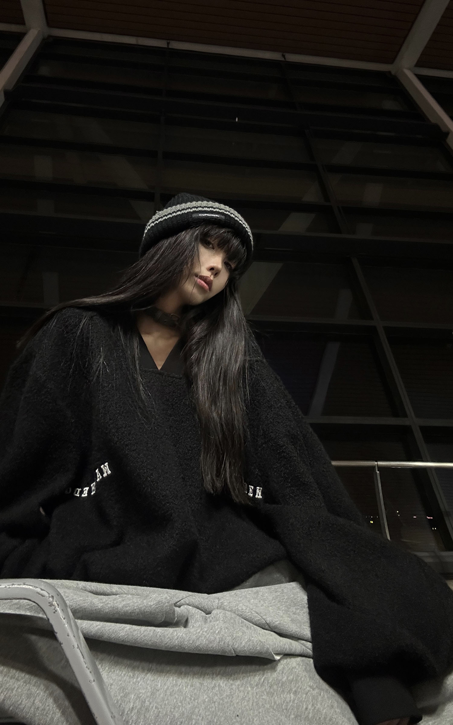 WARDEN EDGE Oversized V-Neck Sweatshirt with Embroidered Logo