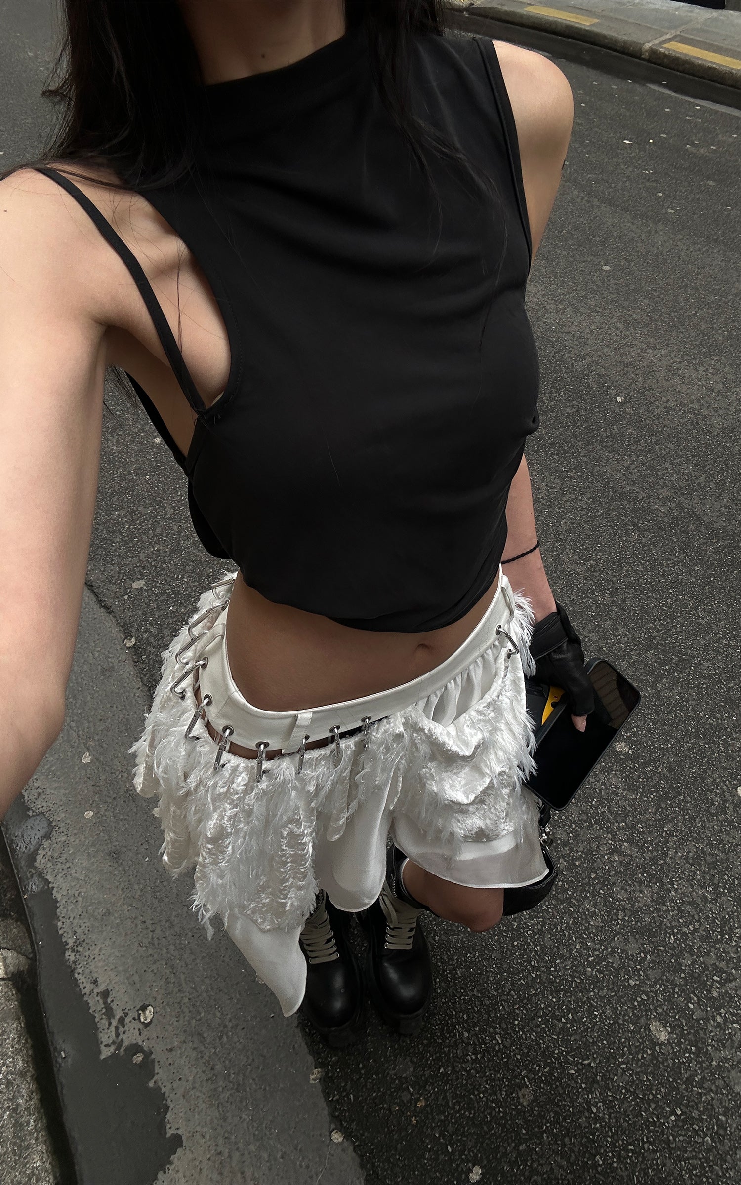 <tc>WARDEN EDGE</tc> Top corto con spallina asimmetrica