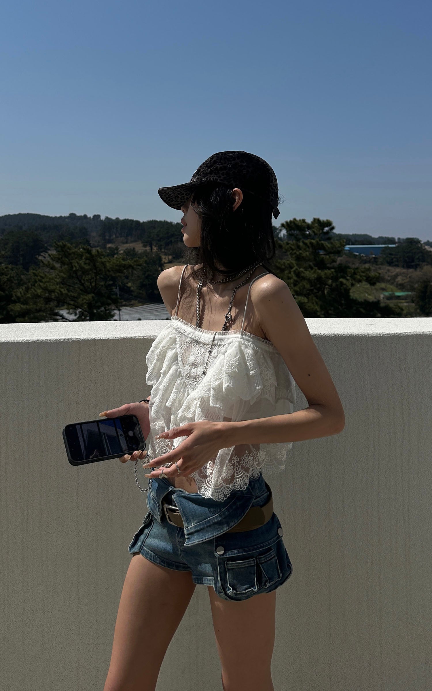 <tc>WARDEN EDGE</tc> Top a canotta in rete con pizzo a strati