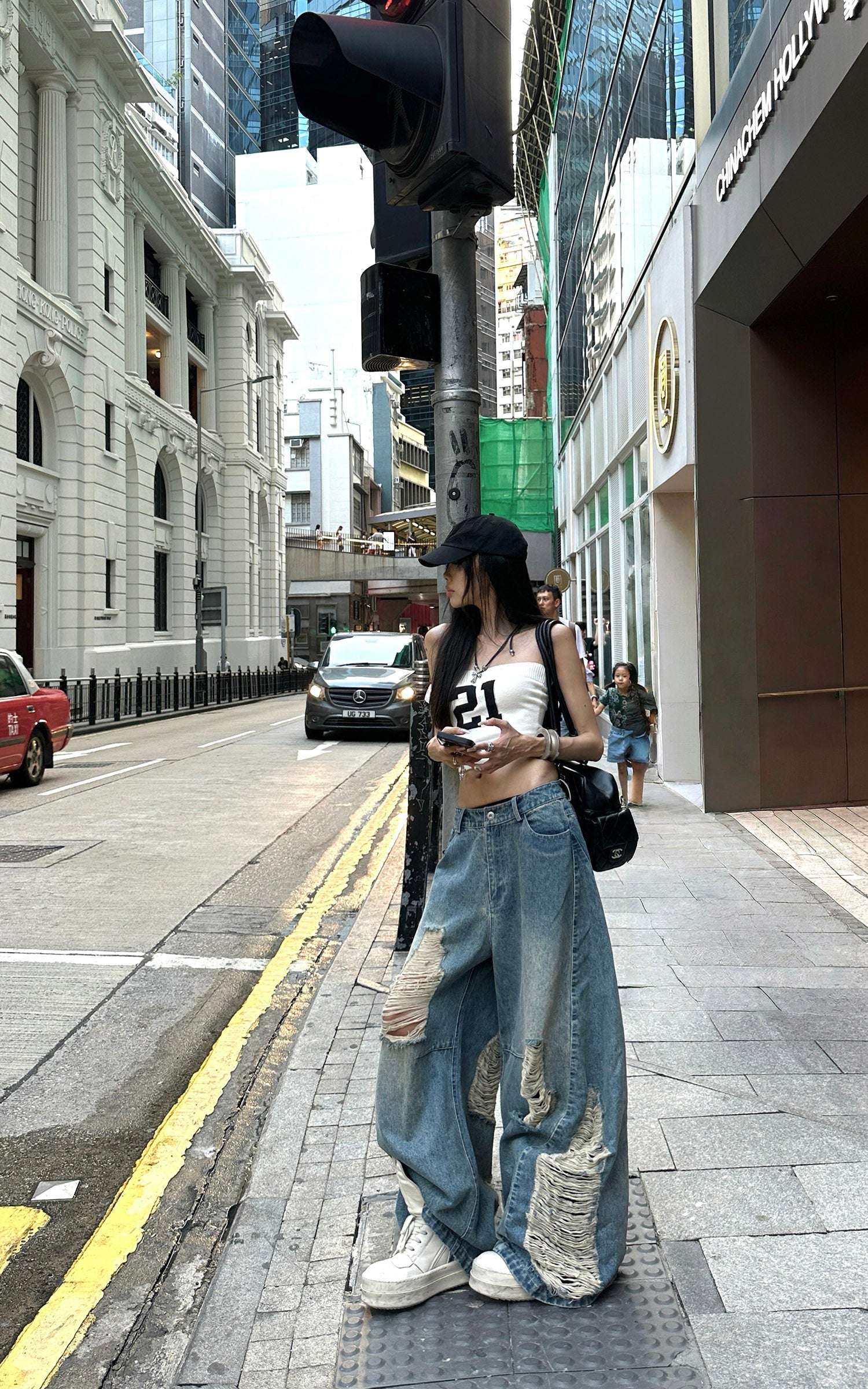 WARDEN EDGE Distressed Wide-Leg Denim Pants