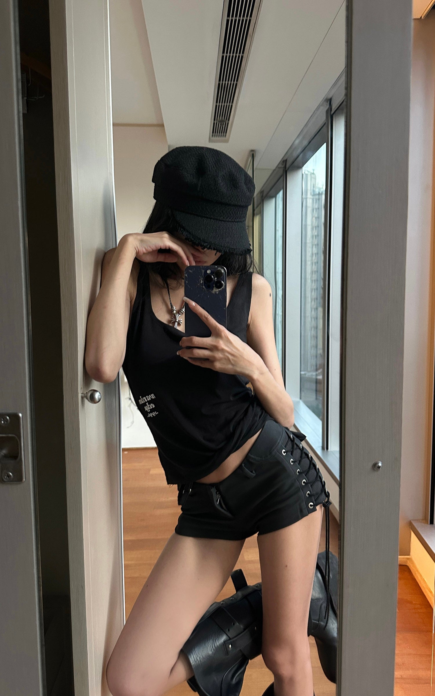 <tc>WARDEN EDGE</tc> Shorts utility con lacci laterali, coulisse lunga e passanti per cintura