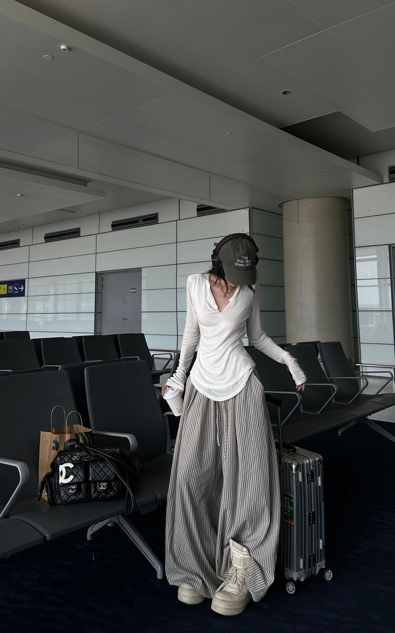 WARDEN EDGE Drawstring Wide Stripe Pants in Washed Linen