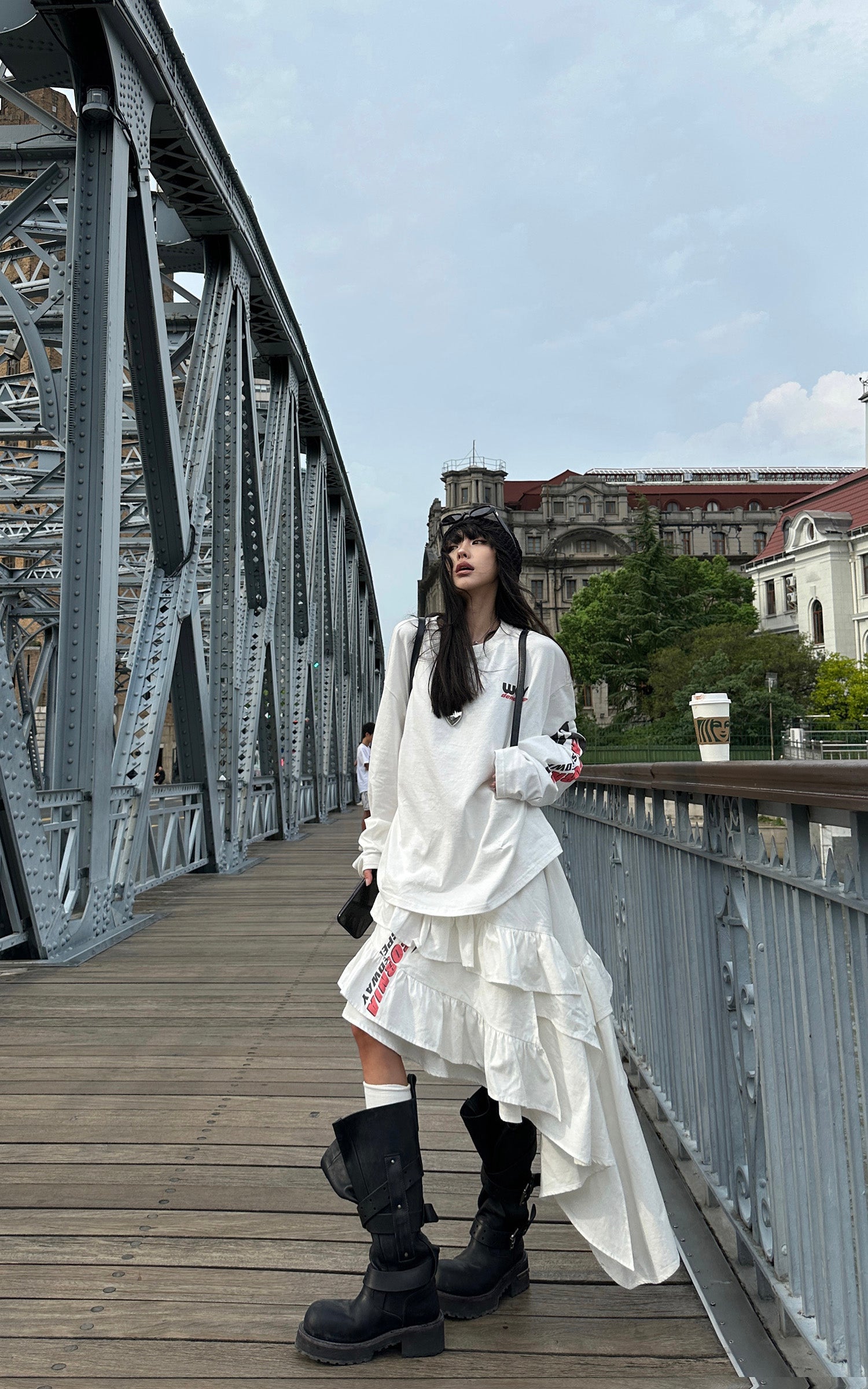 WARDEN EDGE Asymmetric Layered Skirt with Ruffle Detail