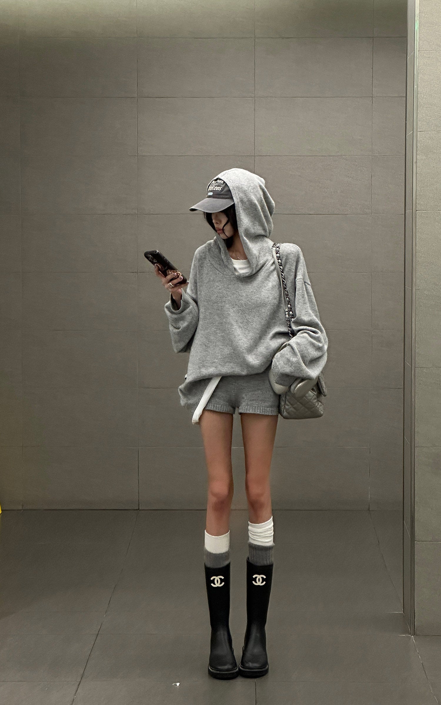 WARDEN EDGE Knit Hoodie & Shorts Set