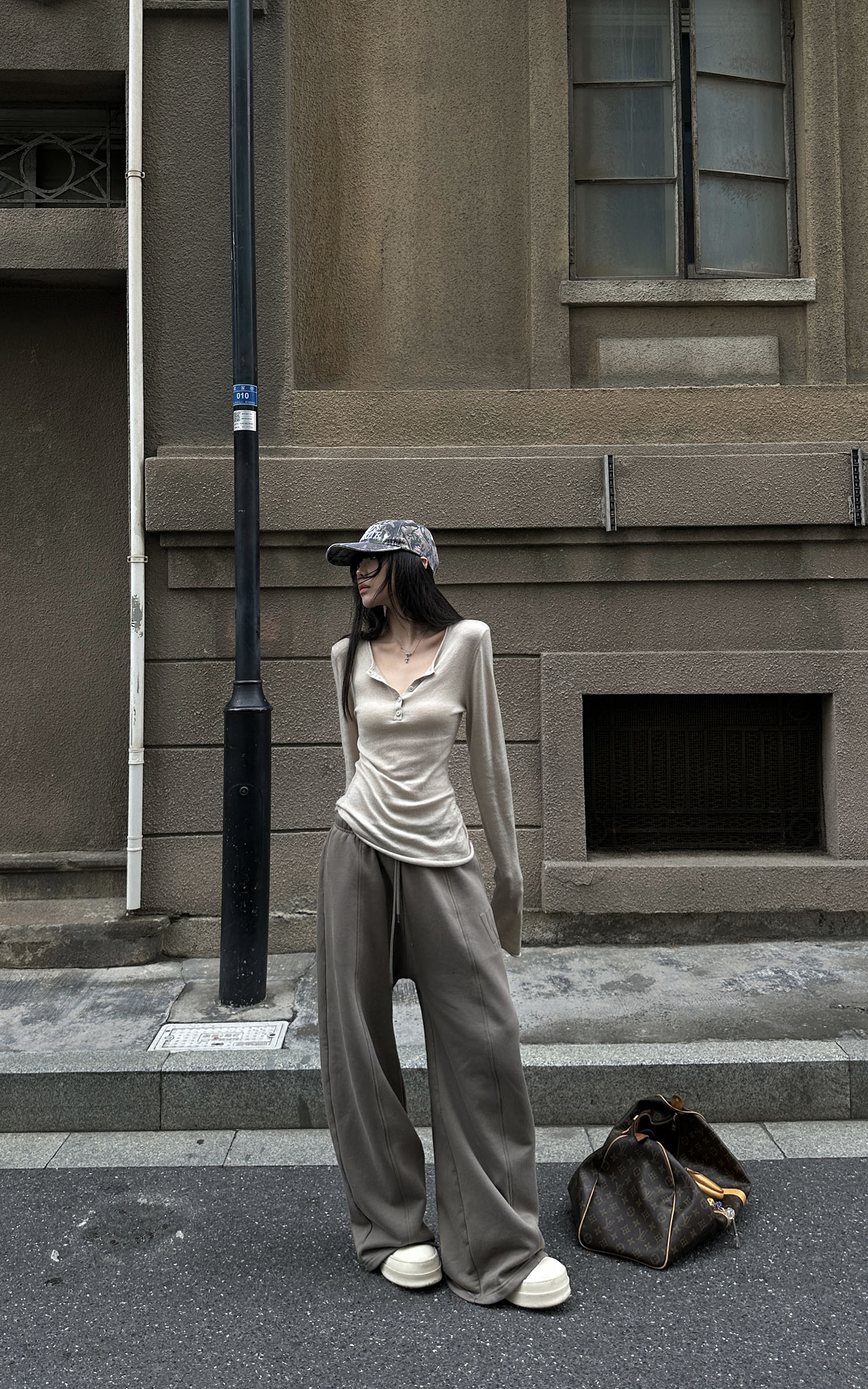 WARDEN EDGE Fleece Lined Relaxed Fit Straight Sweatpants