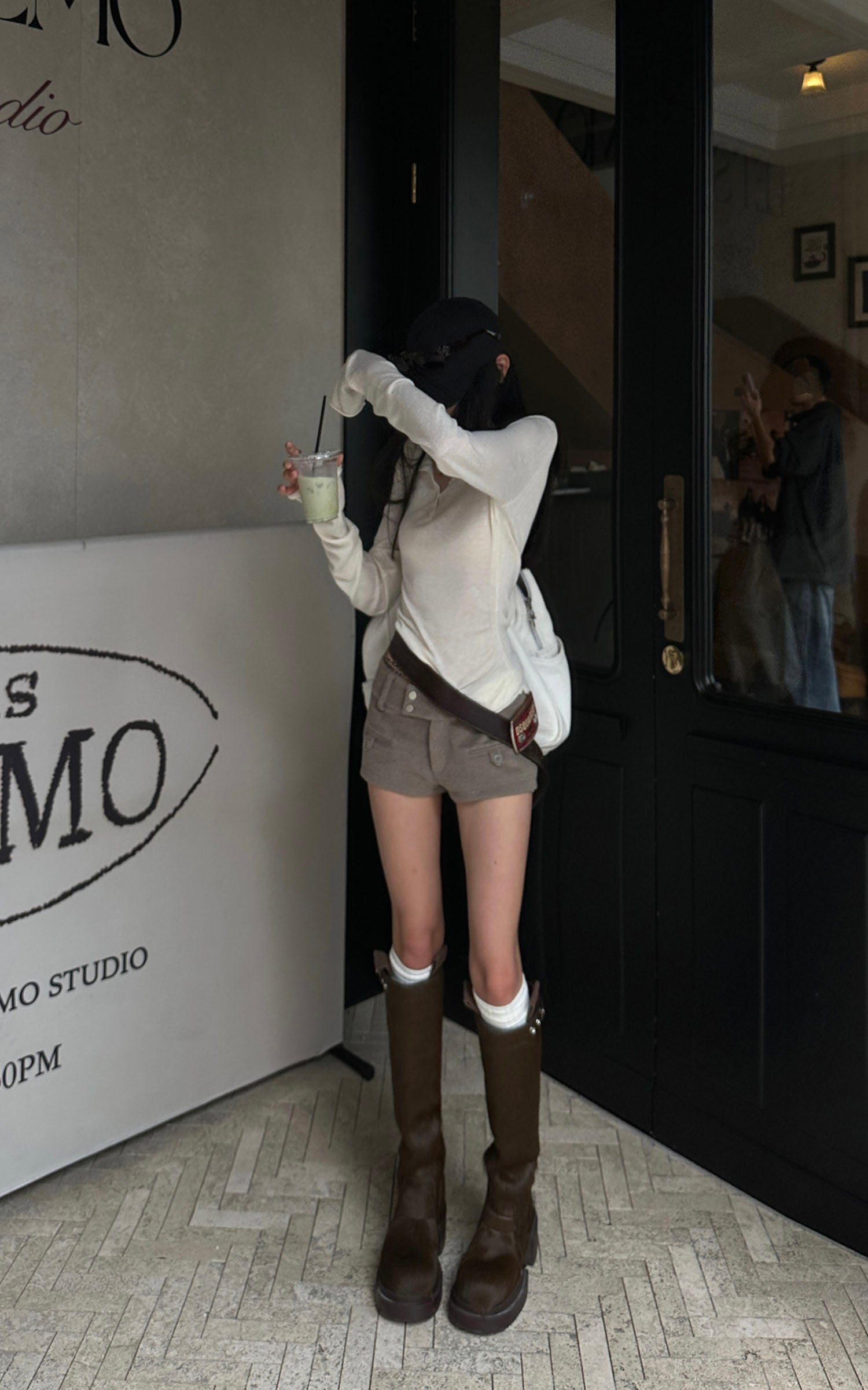 WARDEN EDGE Wool-like Structured High Waist Shorts