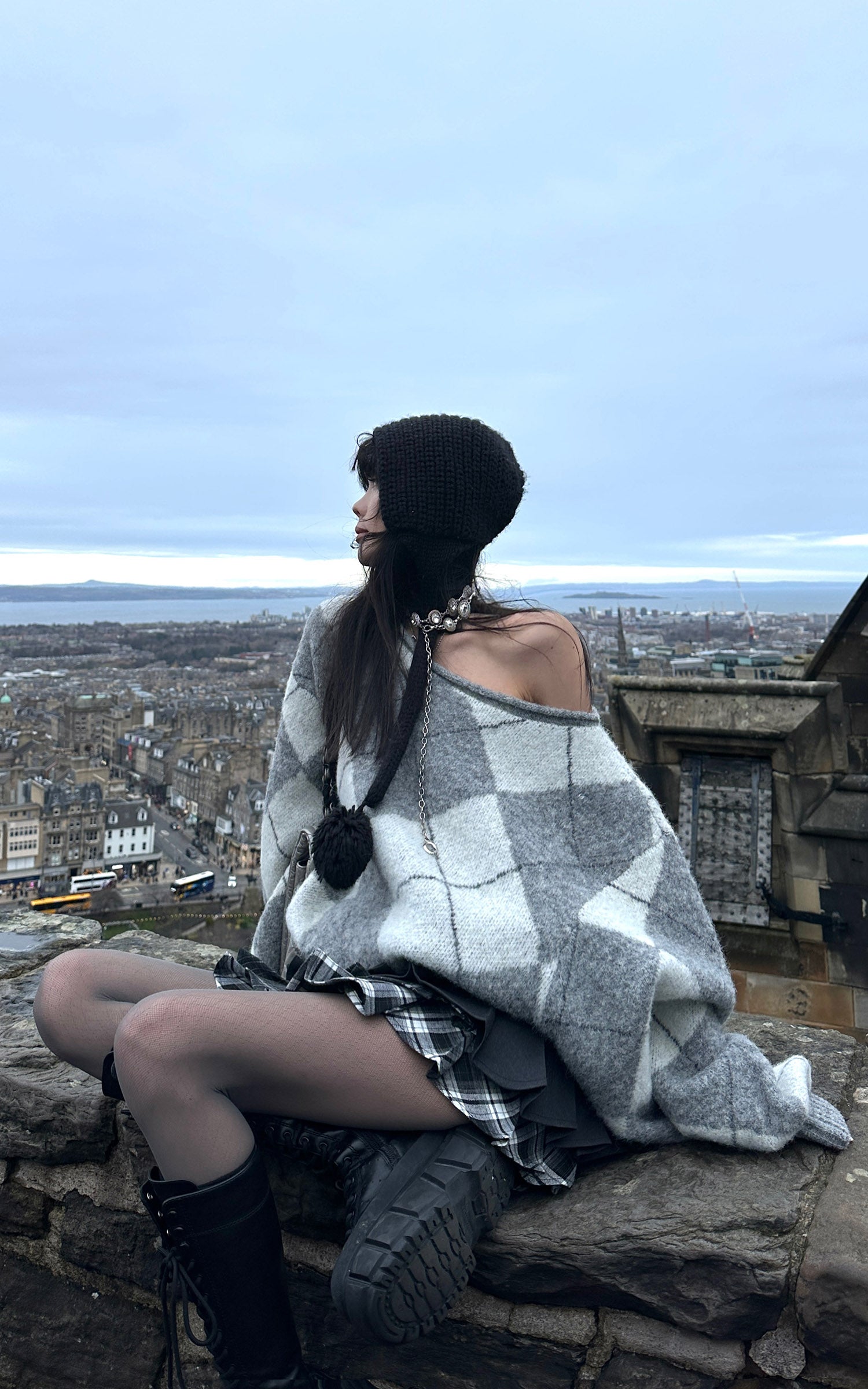 WARDEN EDGE Argyle Off Shoulder Oversized Knit Sweater