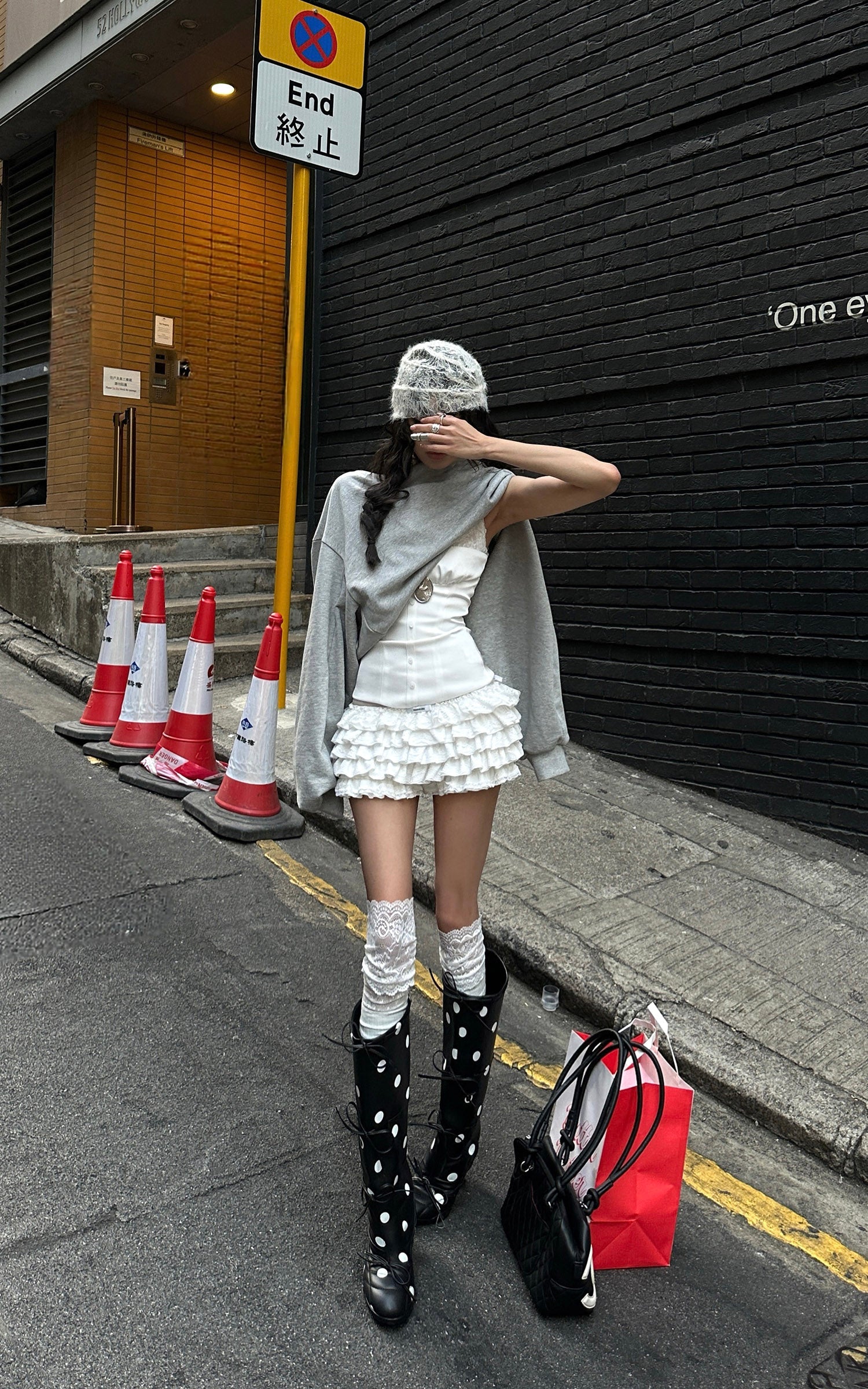 WARDEN EDGE Layered Lace Low-Rise Mini Skirt