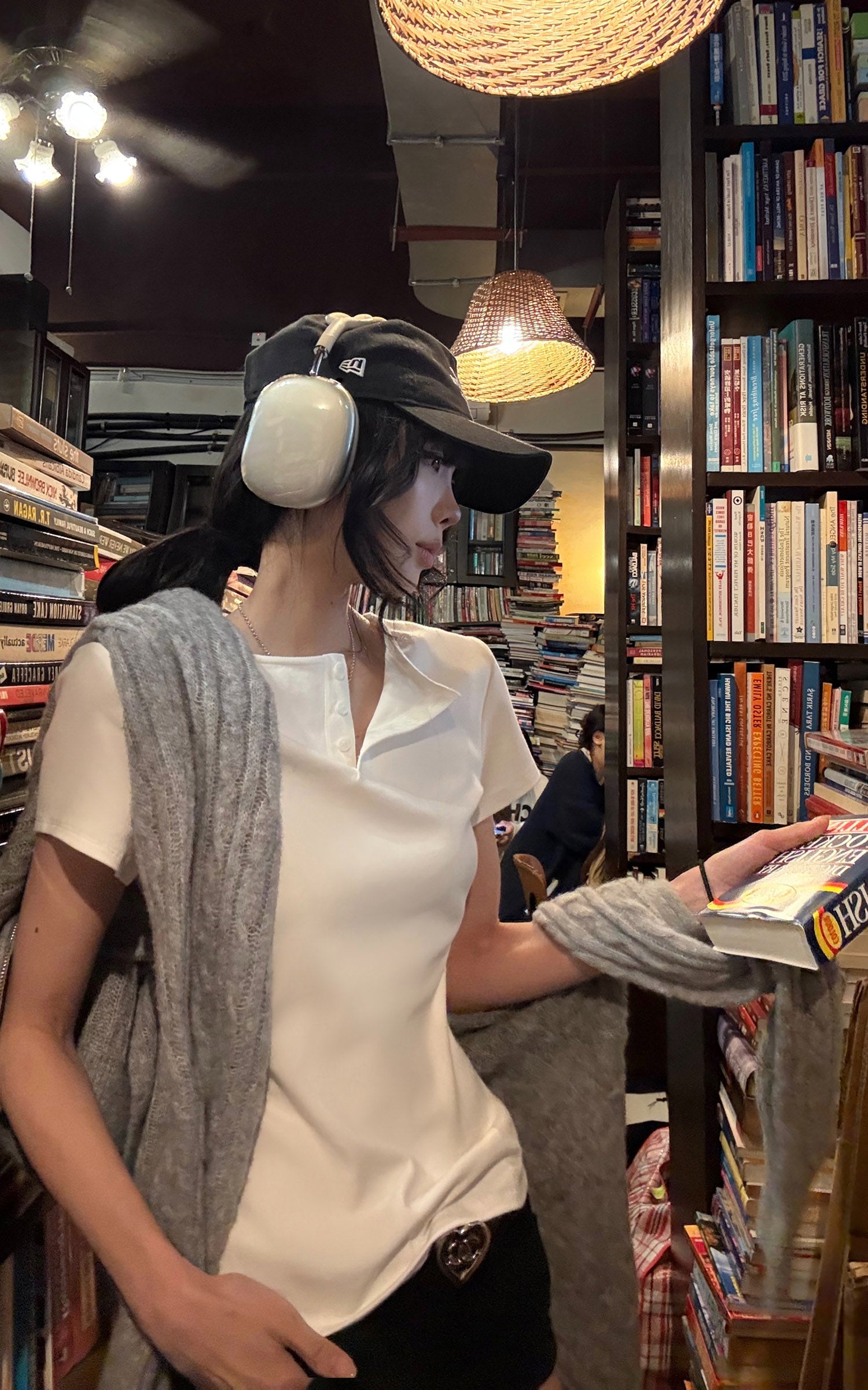 WARDEN EDGE Deconstructed Henley Fitted Short Sleeve T-Shirt