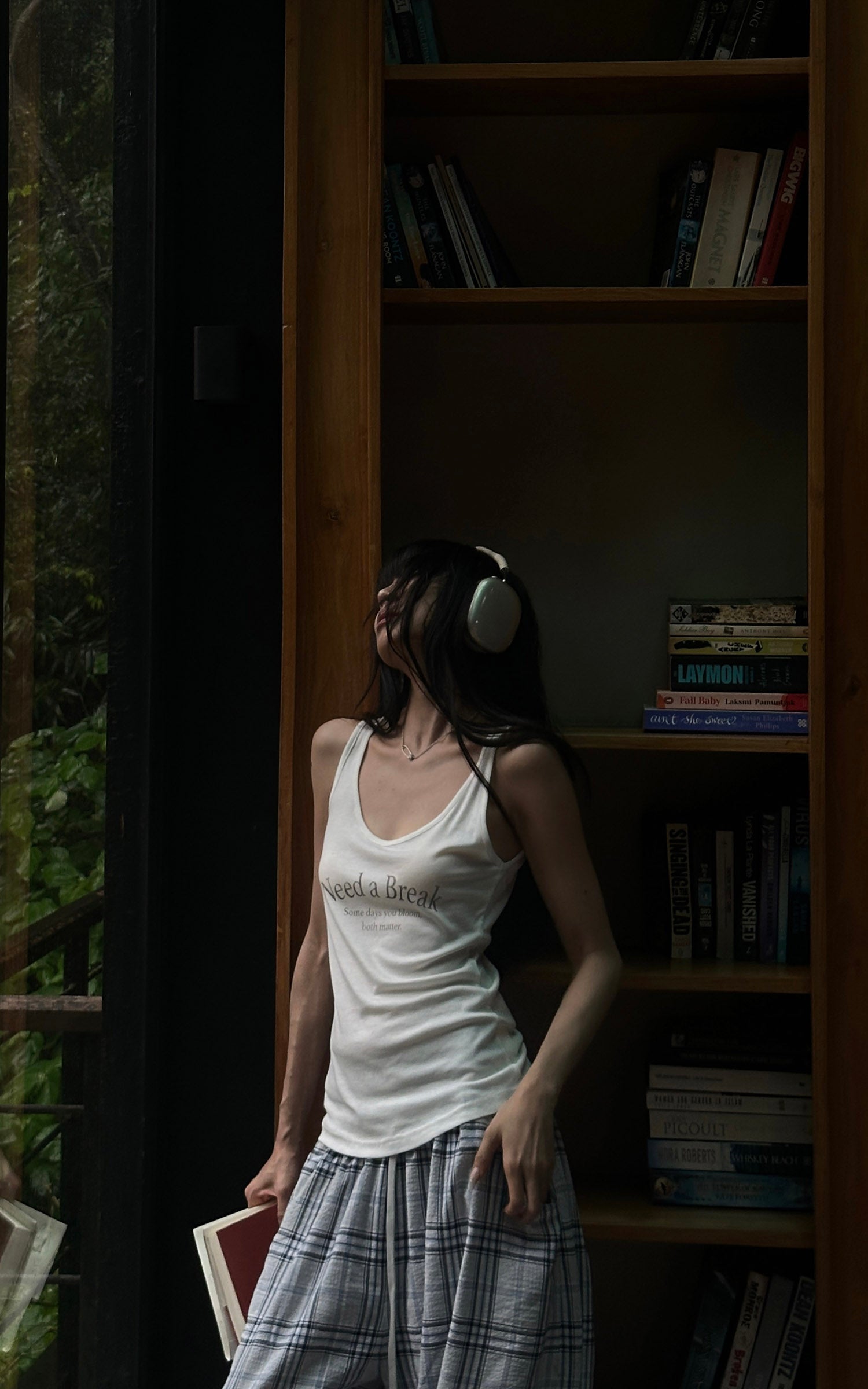 WARDEN EDGE Need a Break Graphic Tank