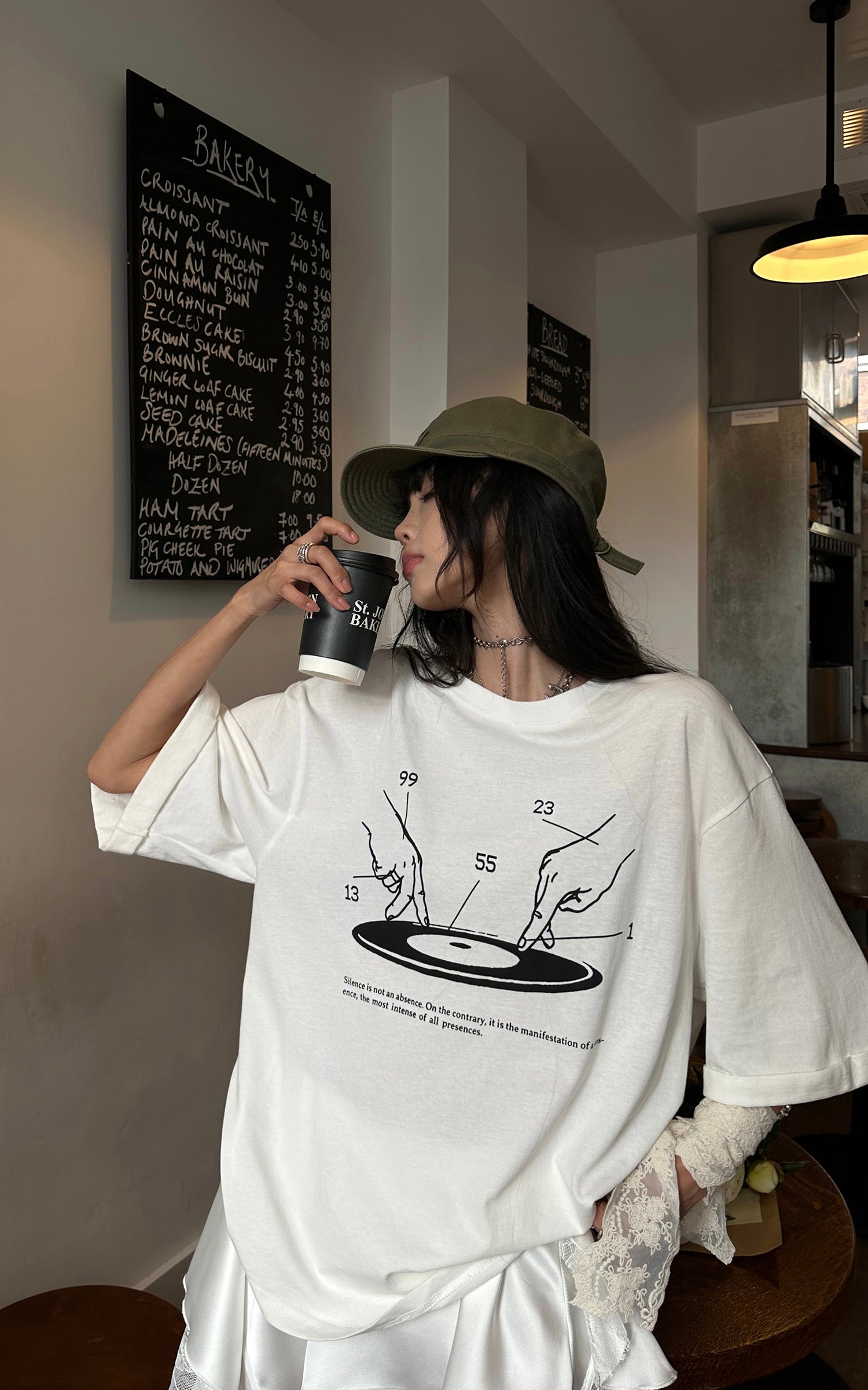 <tc>WARDEN EDGE</tc> Camiseta de manga corta oversize con gráfico abstracto de disco