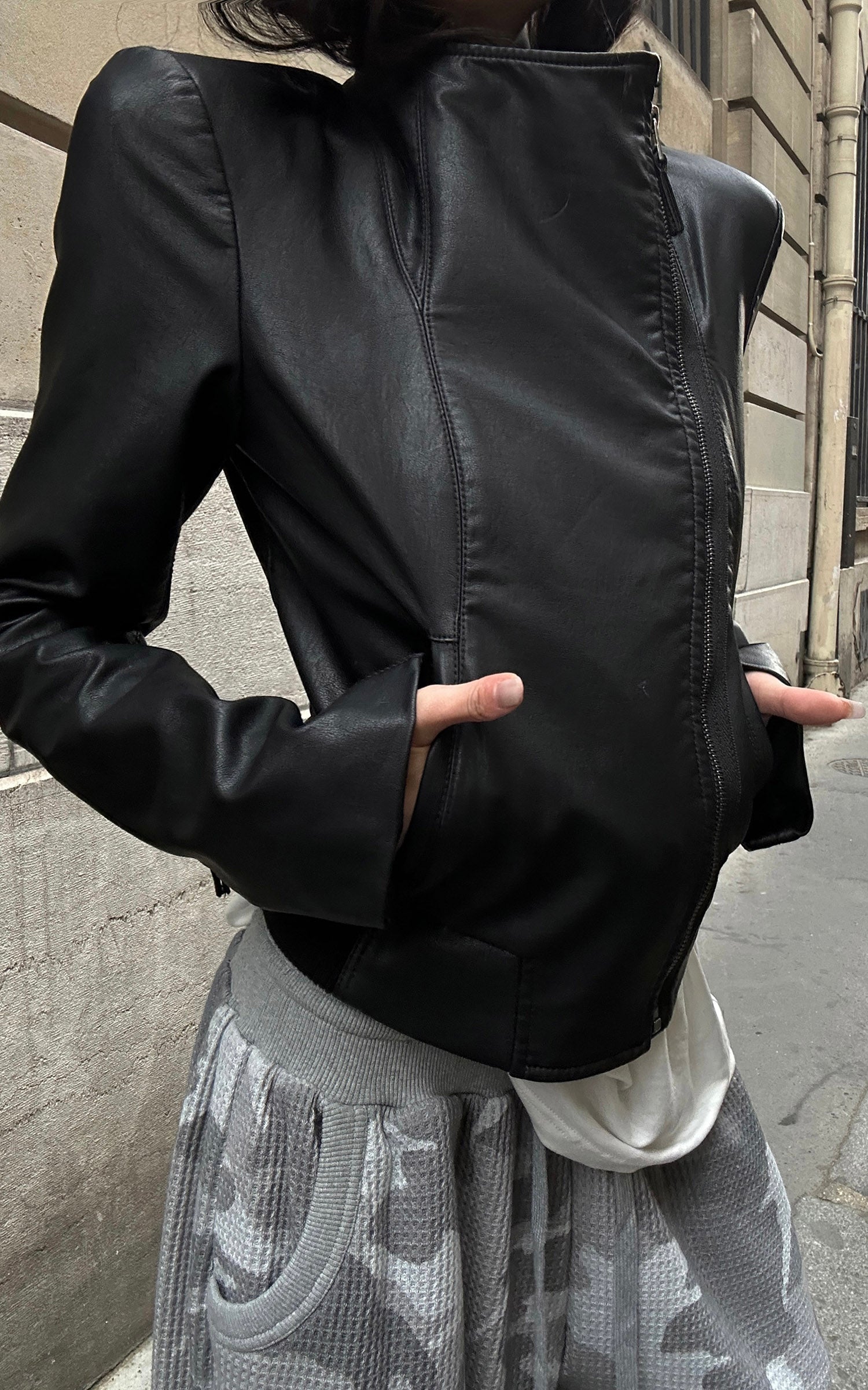 <tc>WARDEN EDGE</tc> Chaqueta corta de cuero con cremallera