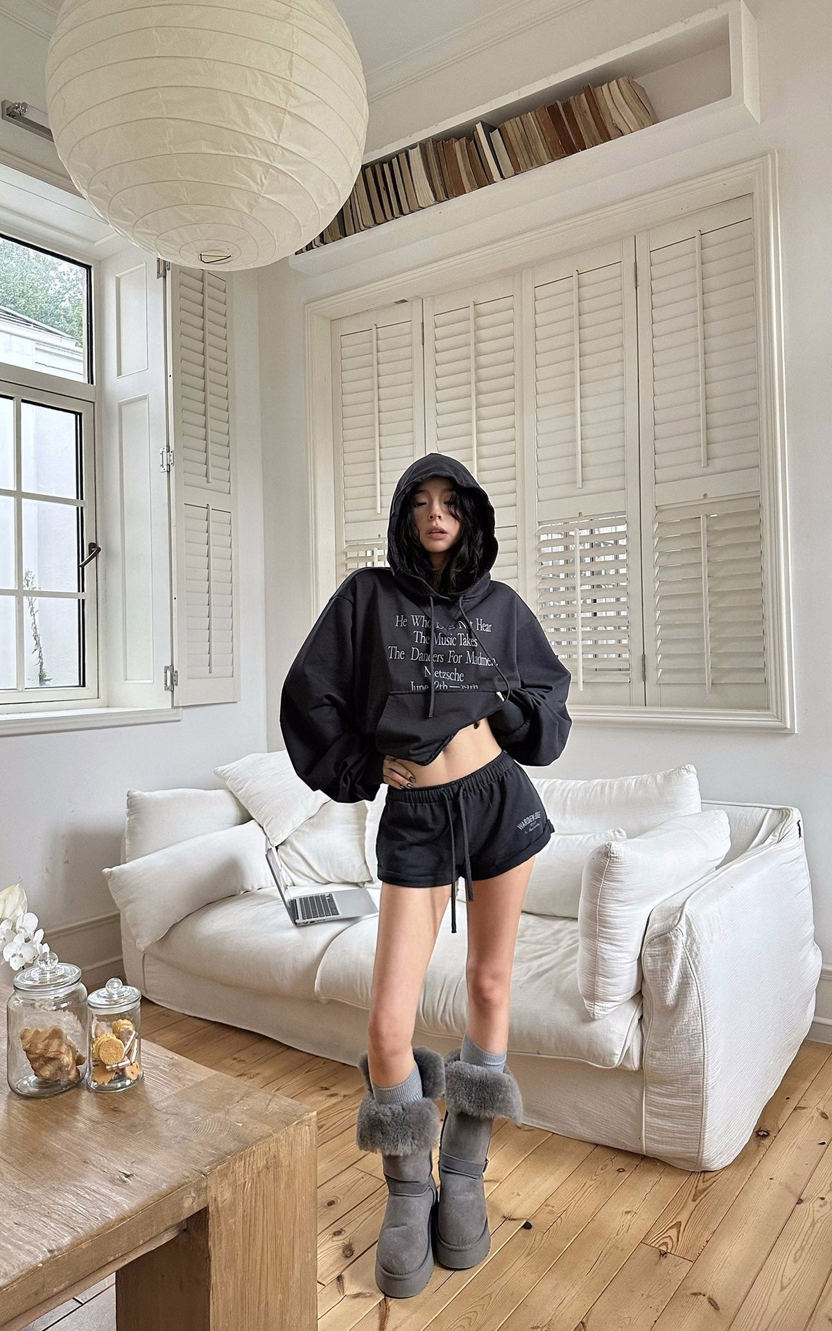 WARDEN EDGE Cropped Graphic Hoodie & Shorts Set