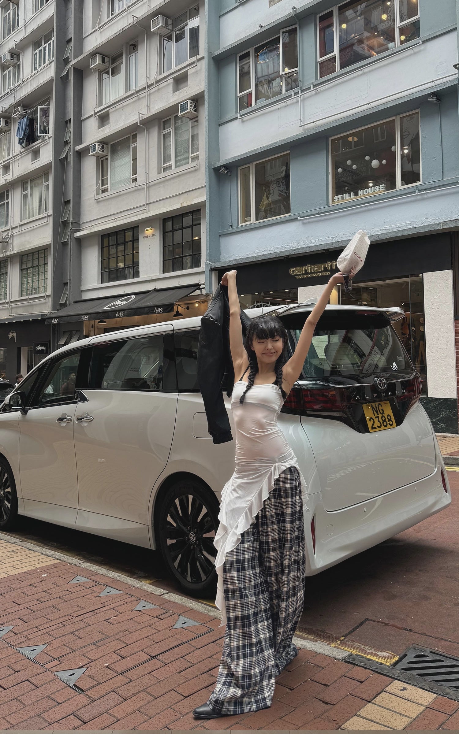 WARDEN EDGE Asymmetric Ruffle Dress