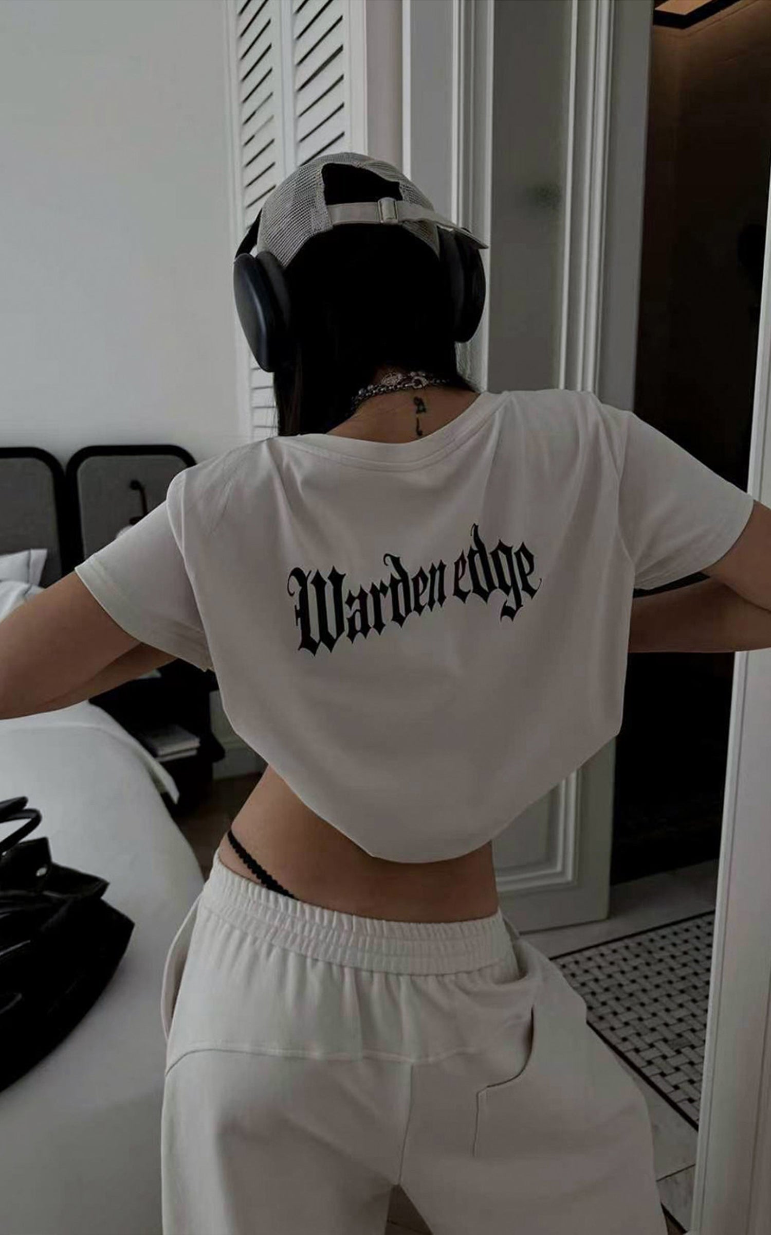 <tc>WARDEN EDGE</tc> T-shirt corta da donna con logo gotico